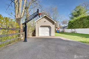 29 Tower Rd, Edison, NJ 08820 - Photo 47