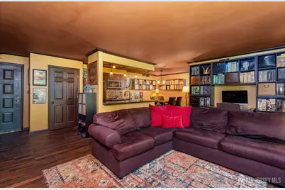 18 Steeplechase Court, Franklin Township, NJ 08873 - Photo 5