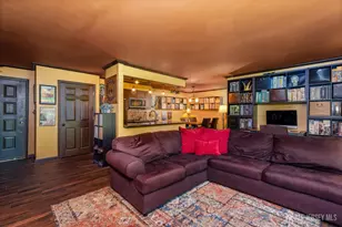18 Steeplechase Ct, Franklin Township, NJ 08873 - Photo 5
