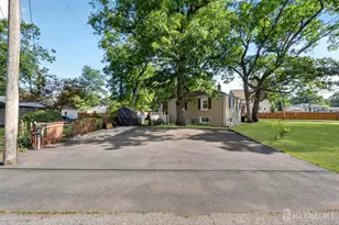 31 Monmouth Rd, Monroe Township, NJ 08831 - Photo 21
