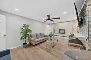 31 Monmouth Rd, Monroe Township, NJ 08831 - Photo 15