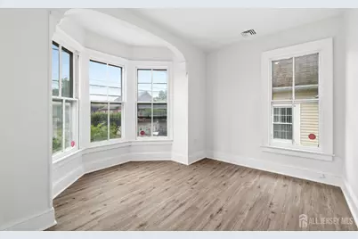 30 W Somerset Street W #2B, Raritan, NJ 08869 - Photo 3