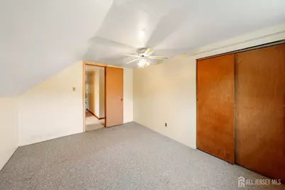 172 Elizabeth Avenue, Iselin, NJ 08830 - Photo 15