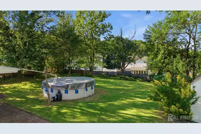 742 Gornik Drive, Perth Amboy, NJ 08861 - Photo 27