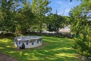 742 Gornik Dr, Perth Amboy, NJ 08861 - Photo 27