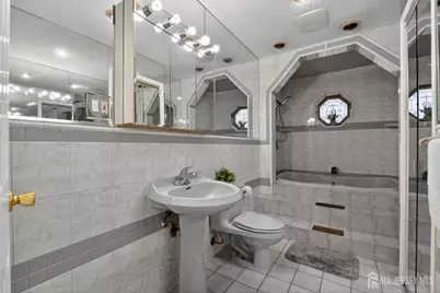 742 Gornik Drive, Perth Amboy, NJ 08861 - Photo 15