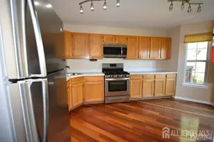 47 Jared Dr, North Brunswick Township, NJ 08902 - Photo 9