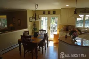 246 Fresh Ponds Rd, South Brunswick Township, NJ 08831 - Photo 15