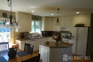 246 Fresh Ponds Rd, South Brunswick Township, NJ 08831 - Photo 13