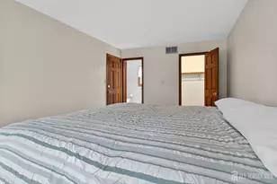 7 Lake Farrington Dr, North Brunswick Township, NJ 08902 - Photo 49