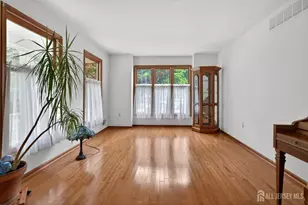 7 Lake Farrington Dr, North Brunswick Township, NJ 08902 - Photo 15