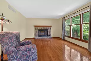 7 Lake Farrington Dr, North Brunswick Township, NJ 08902 - Photo 19