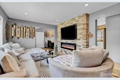 91 Crestview Road, Fords, NJ 08863 - Photo 9