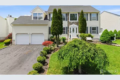 26 Alexis Lane, Edison, NJ 08820 - Photo 1