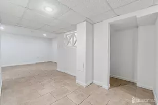 39 Davids Ct, South Brunswick Township, NJ 08810 - Photo 31