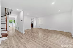 39 Davids Ct, South Brunswick Township, NJ 08810 - Photo 5