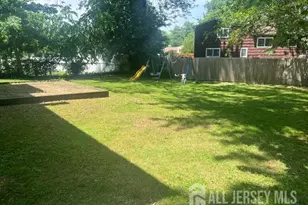 1865 Oak Rd, North Brunswick Township, NJ 08902 - Photo 5