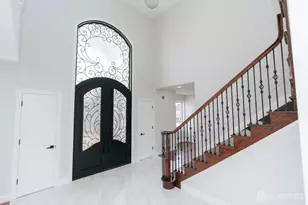 40 Wright St, Iselin, NJ 08830 - Photo 9