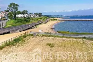 238 Shoreland Cir, South Amboy, NJ 08879 - Photo 5