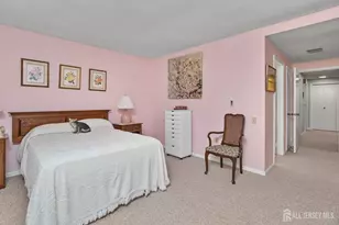 136 Plymouth Ln, Monroe Township, NJ 08831 - Photo 15