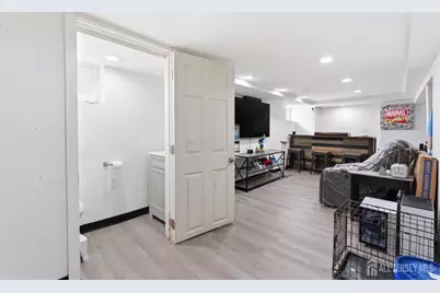 10 Southside Avenue, South River, NJ 08882 - Photo 17