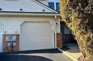 87 Sassafras Ct, North Brunswick Township, NJ 08902 - Photo 1