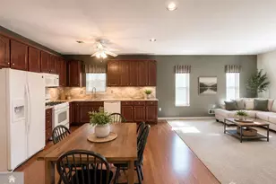 6 Holly Manor Ct, Helmetta, NJ 08828 - Photo 3