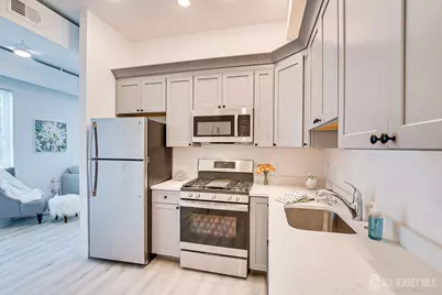 21 Station Place, Metuchen, NJ 08840 - Photo 25