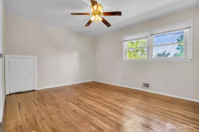 43 Jonathan Drive, Edison, NJ 08820 - Photo 39