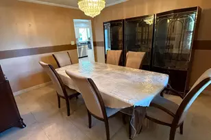 43 Jonathan Dr, Edison, NJ 08820 - Photo 9