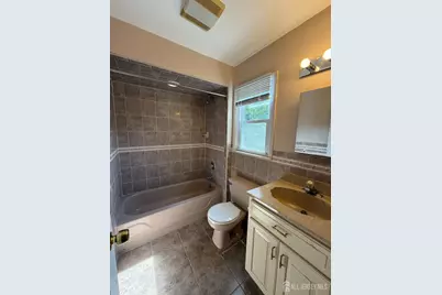 43 Jonathan Drive, Edison, NJ 08820 - Photo 25