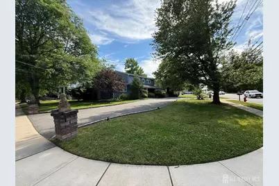 43 Jonathan Drive, Edison, NJ 08820 - Photo 5