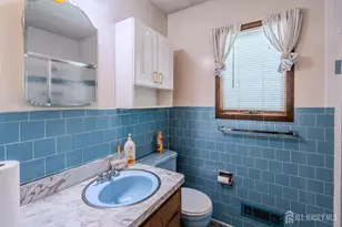 149 Strawberry Hill Ave, Woodbridge Township, NJ 07095 - Photo 19