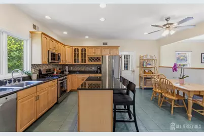 28 Wadsworth Avenue, Metuchen, NJ 08840 - Photo 11