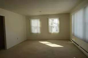 538 Sutton Way, Monroe Township, NJ 08831 - Photo 7