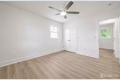 864 Court Street, Woodbridge Township, NJ 07095 - Photo 11