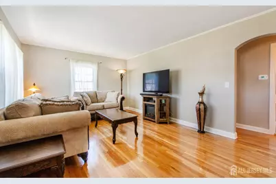 146 Giles Avenue, Middlesex, NJ 08846 - Photo 3