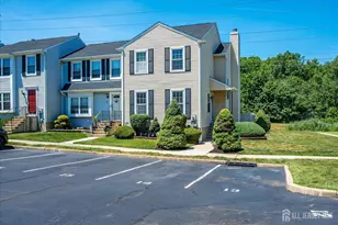 15 Gwizdak Ct, Sayreville, NJ 08872 - Photo 1
