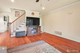 109 Walton St, Edison, NJ 08817 - Photo 5