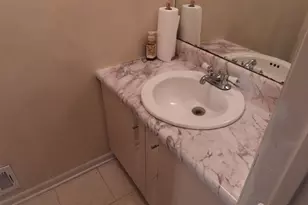 41 Riverbend Dr, North Brunswick Township, NJ 08902 - Photo 5
