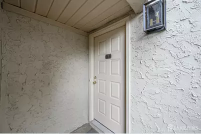 7 Carriage Place, Edison, NJ 08820 - Photo 3