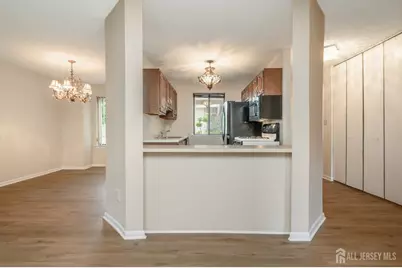 7 Carriage Place, Edison, NJ 08820 - Photo 11