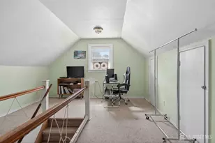 40 Windsor Dr, East Brunswick Township, NJ 08816 - Photo 19