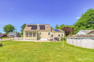 40 Windsor Dr, East Brunswick Township, NJ 08816 - Photo 27