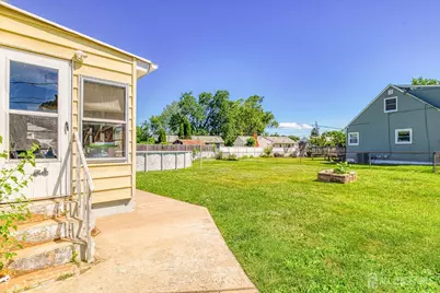 40 Windsor Drive, East Brunswick Township, NJ 08816 - Photo 25