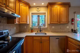 207 Grant Ave, Middlesex, NJ 08846 - Photo 7