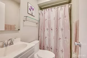 30 Walnut St, Edison, NJ 08817 - Photo 27