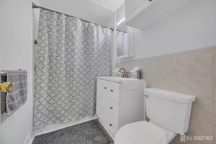 393 College Dr, Edison, NJ 08817 - Photo 15