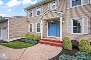 78 Henderson Rd, South Brunswick Township, NJ 08824 - Photo 3