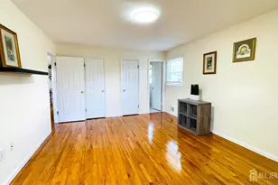 950 Newton St, North Brunswick Township, NJ 08902 - Photo 21